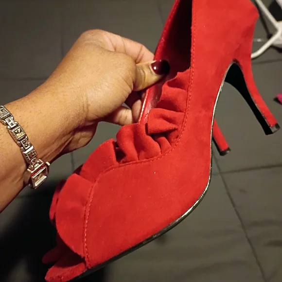 Ann Marino Red Women's Shoes - Picture 5 of 5